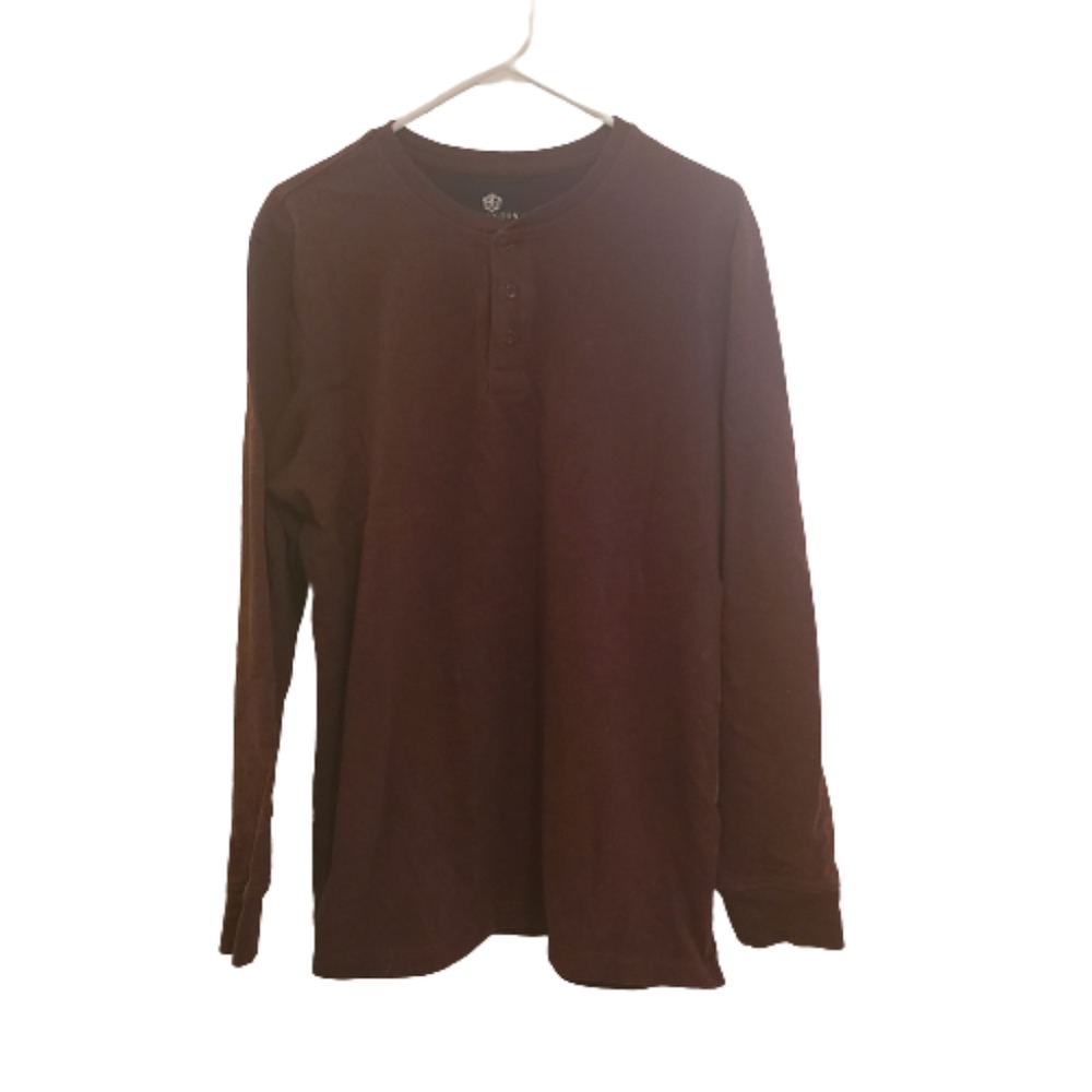 NEW Covington Men's Henley